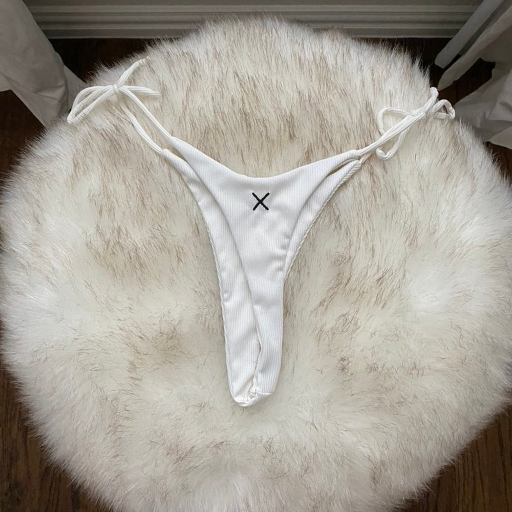 Boutine LA White Ribbed Hi Beachy Bottoms